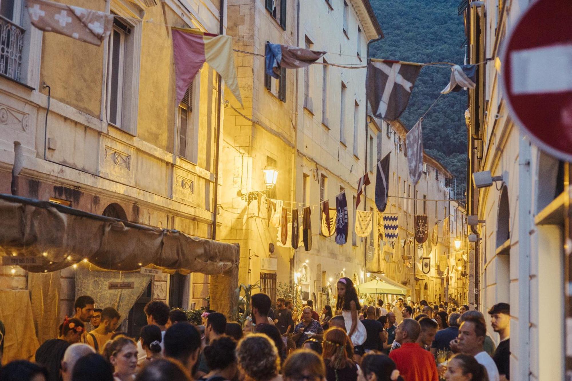 Hotel Garibaldi Finale Ligure Dış mekan fotoğraf